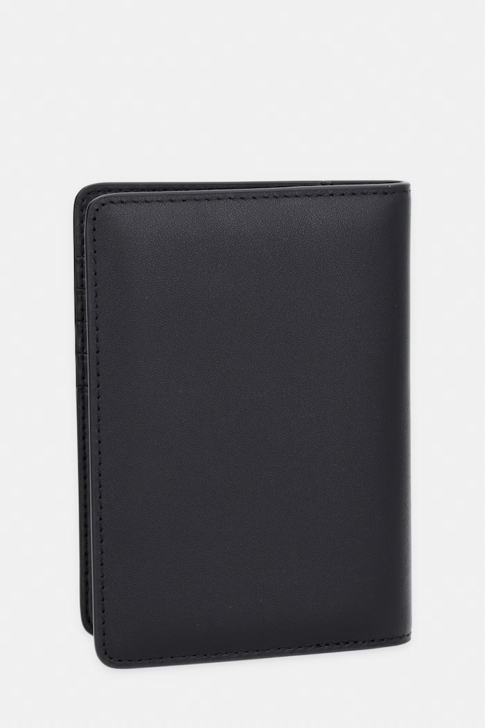 Dámske kožené puzdro Karl Lagerfeld K/SIGNATURE B2W32069 čierna SS26