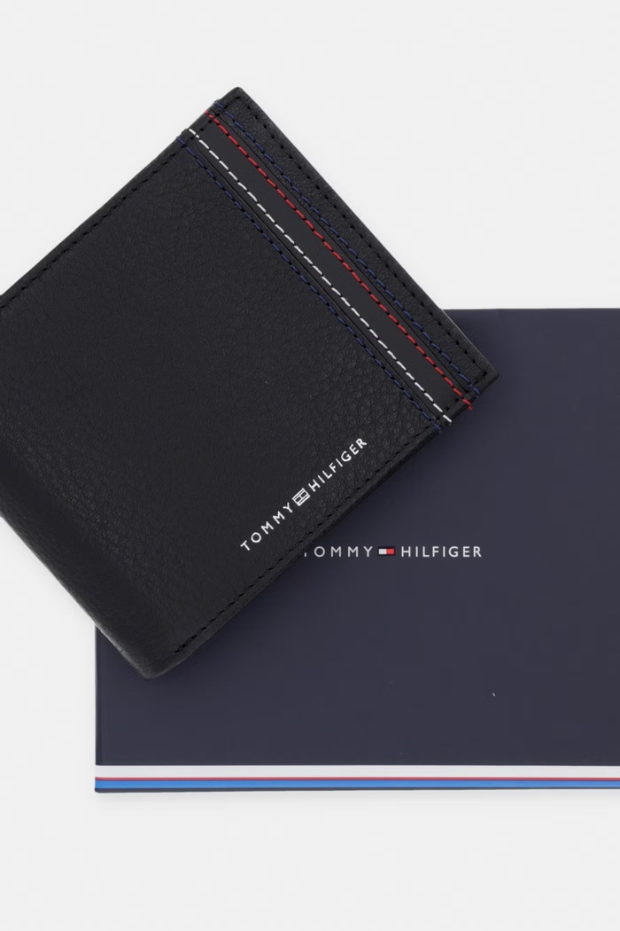 Tommy Hilfiger peňaženka pánska kožená AM0AM14229 čierna