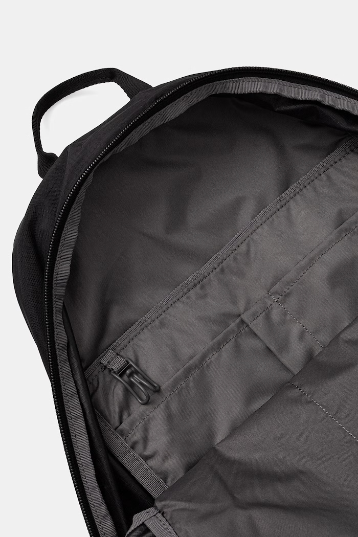 Jack Wolfskin dámsky batoh Yuma 18 A65731 čierna