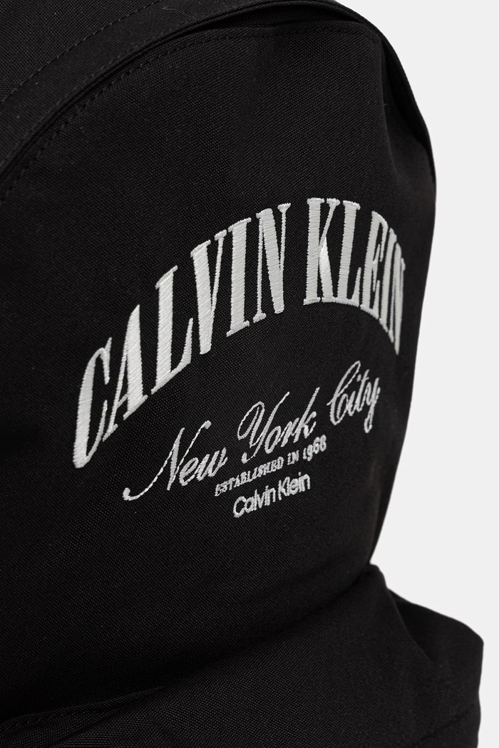 Calvin Klein ruksak pánsky čierna LV04D3345G