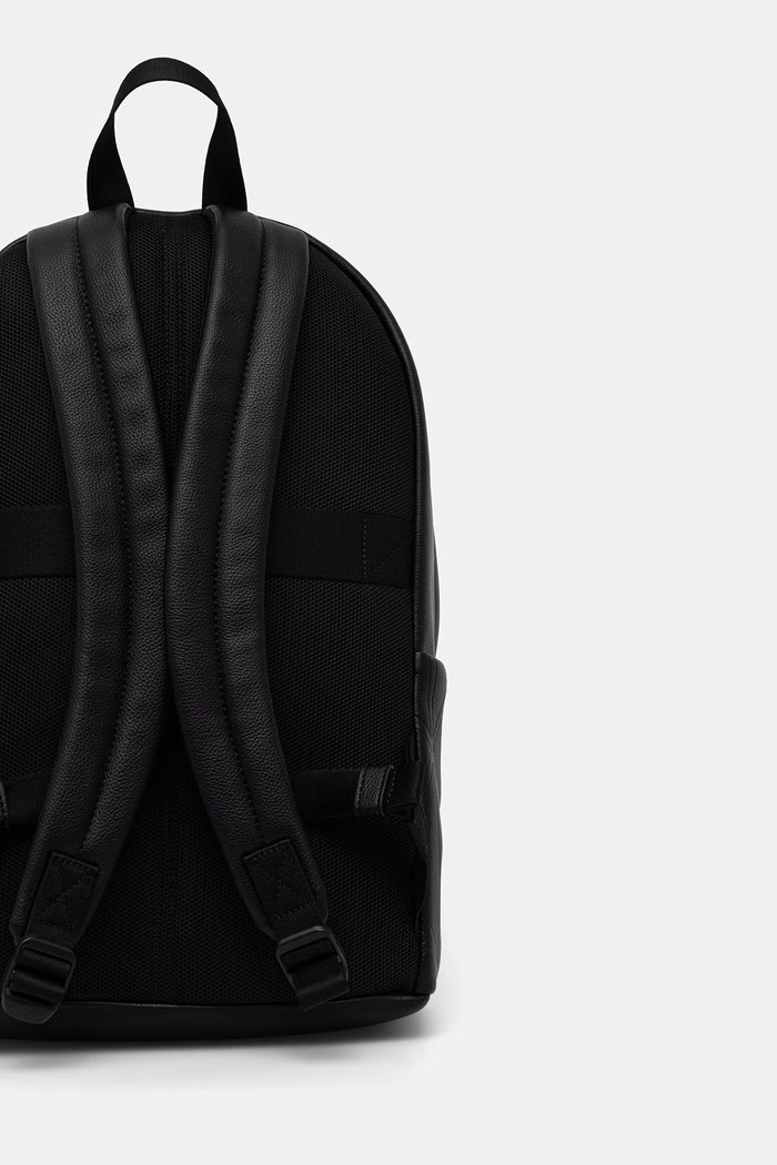 Doplnky Calvin Klein mestský ruksak pánsky z imitácie kože LV04D3398G čierna