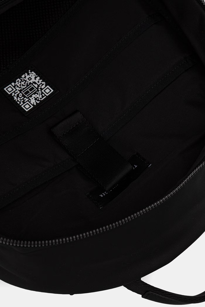 Tommy Hilfiger férfi hátizsák AM0AM14148