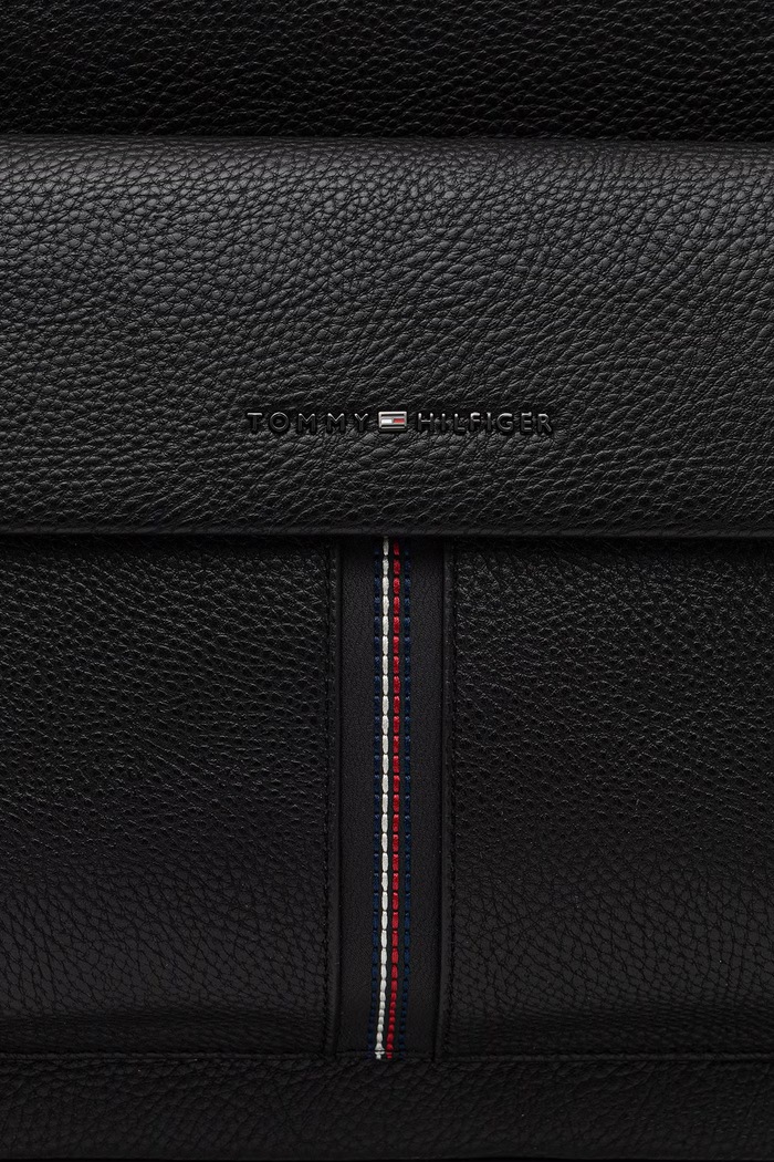 Tommy Hilfiger σακίδιο ανδρικό από απομίμηση δέρματος μαύρο AM0AM14165