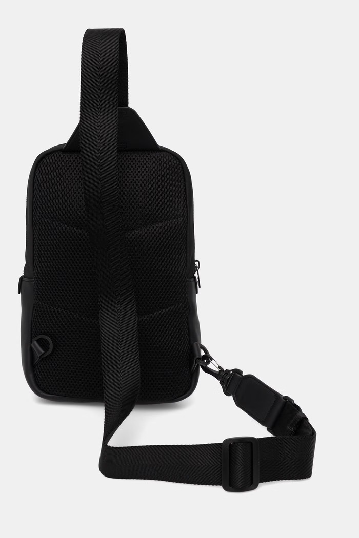 Accesorii HUGO rucsac pentru bărbați QUANTIC MONOSTRAP 50563707 negru