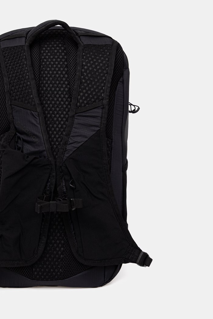 Salomon plecak czarny LC2857300
