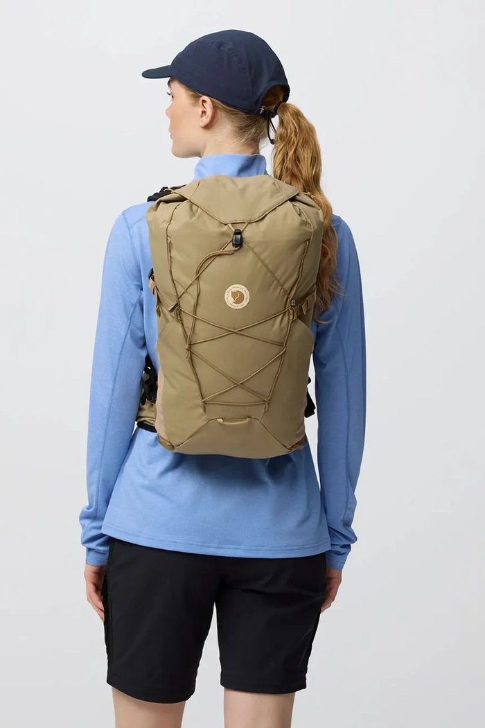 Batoh Fjallraven Abisko Hike Lite 20 F23200345