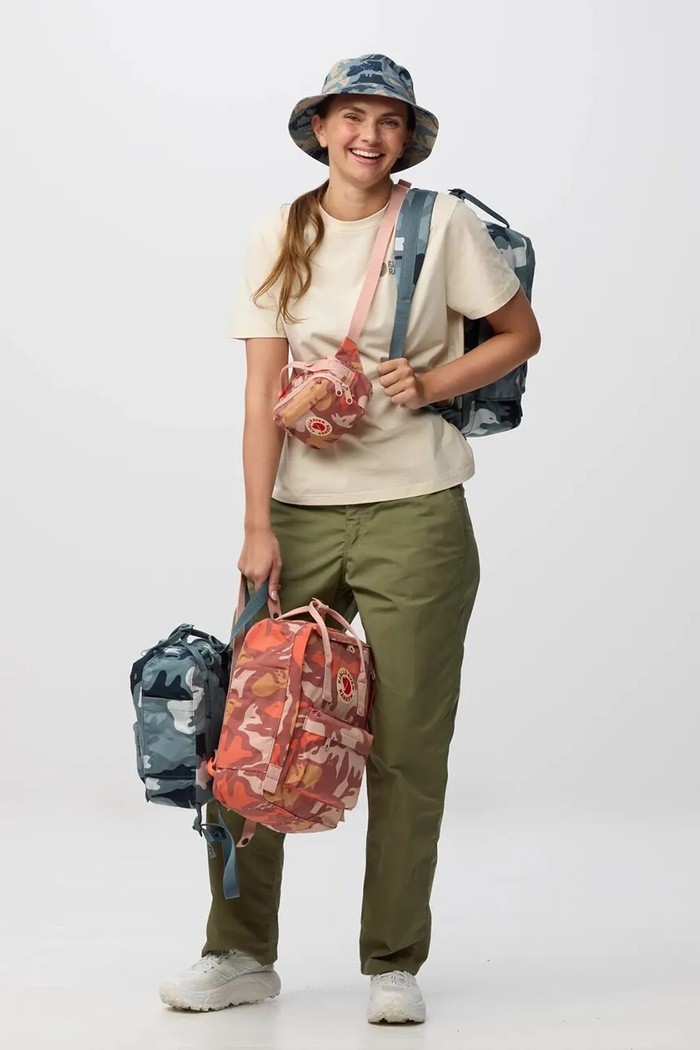 Batoh Fjallraven Kanken Graphics oranžová F23200356