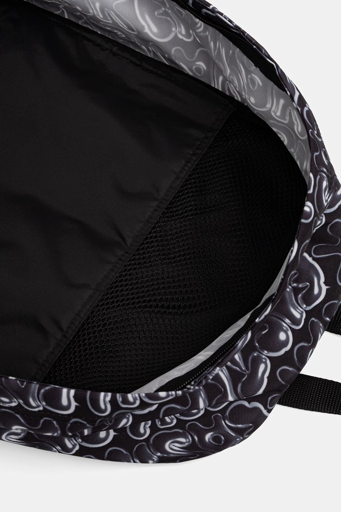 Eastpak plecak OUT OF OFFICE EK0007672Z81 czarny