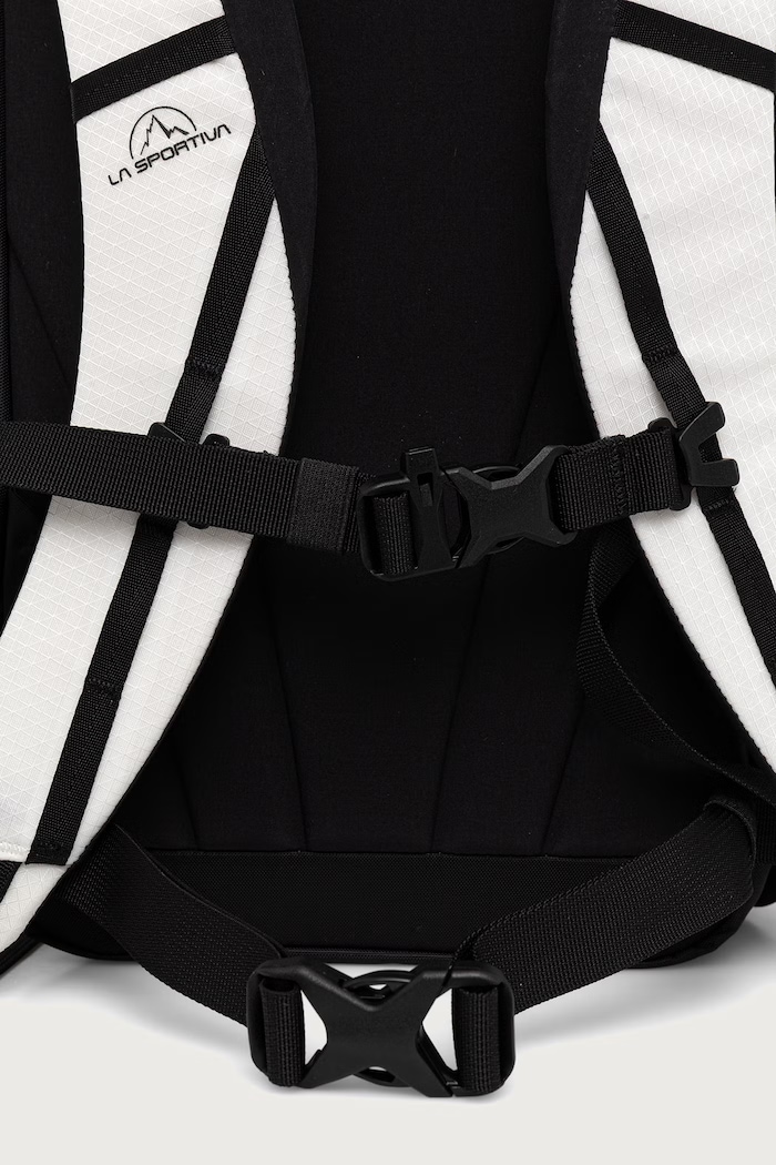 Plecak Granite 22 La Sportiva ZECP002 biały