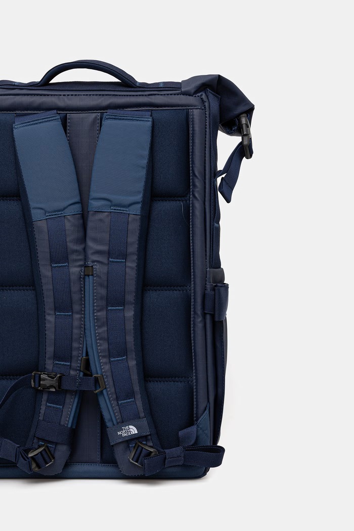 Akcesoria The North Face plecak BASE CAMP VOYAGER NF0A81DO9261 granatowy