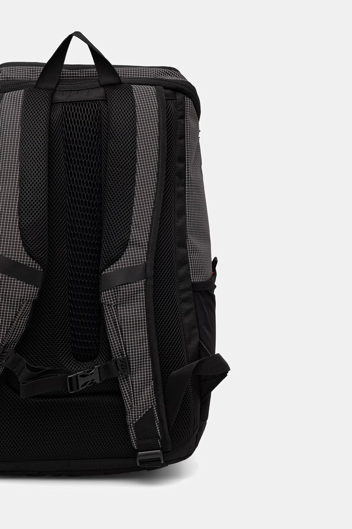 Akcesoria Rip Curl plecak turystyczny OVERLAND 30L SEARCH 18CMBA czarny