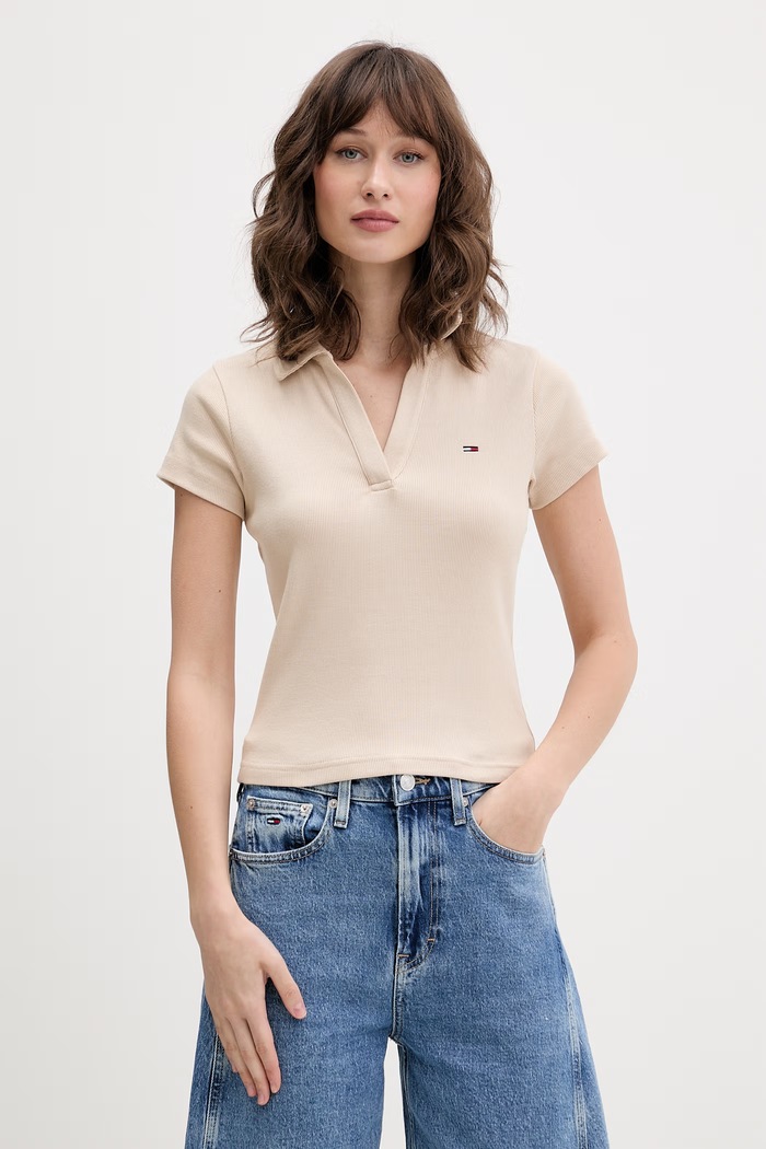 Tommy Jeans тениска с яка дамска от памук с еластан бежов DW0DW22326