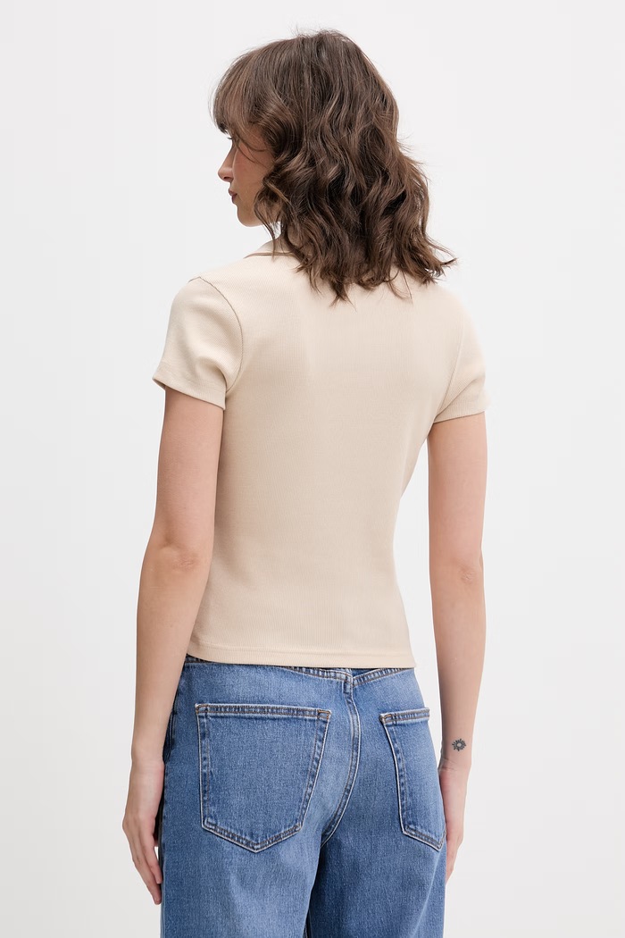 Дрехи Tommy Jeans тениска с яка дамска от памук с еластан DW0DW22326 бежов