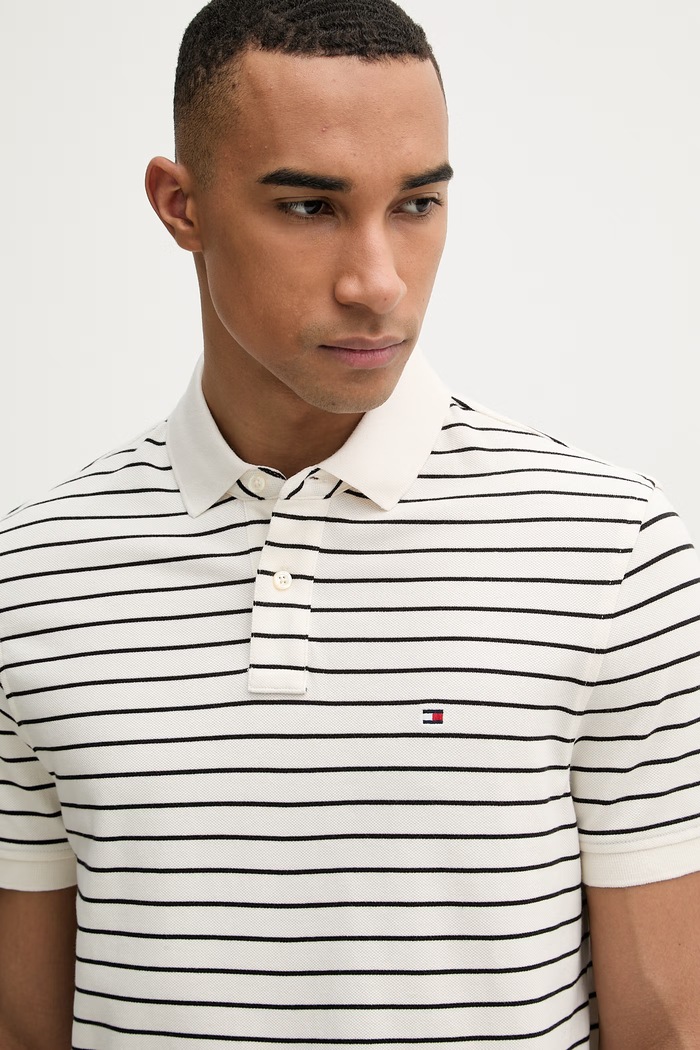 Tommy Hilfiger polo tričko pánske bavlnené s elastanom béžová MW0MW17770.