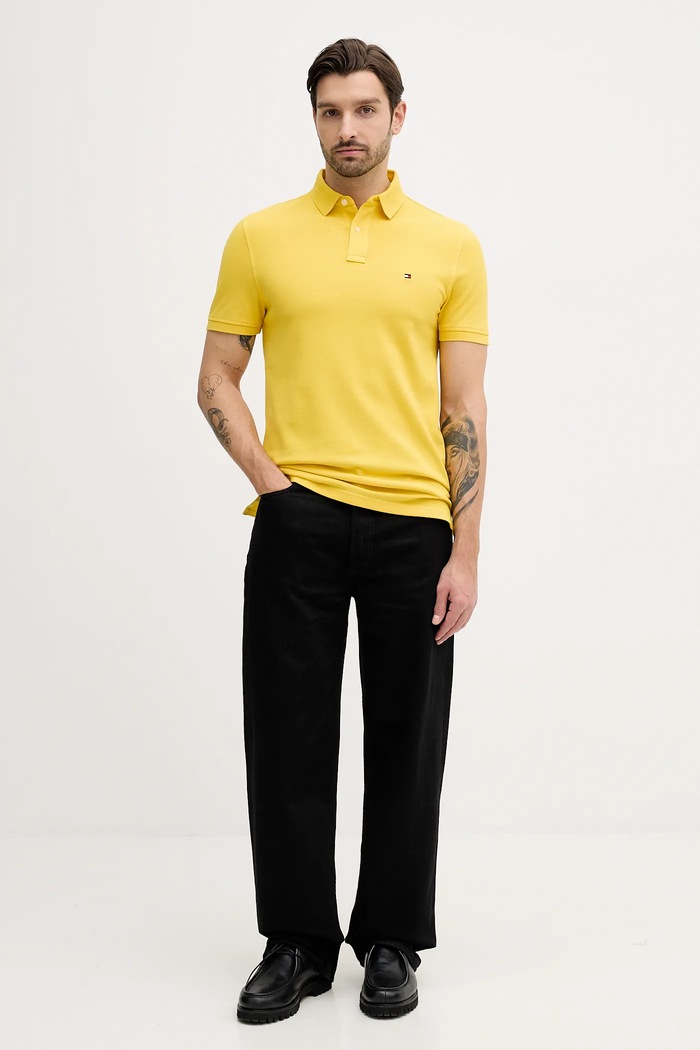 Tommy Hilfiger polo tričko pánske bavlnené s elastanom MW0MW17770. žltá SS26