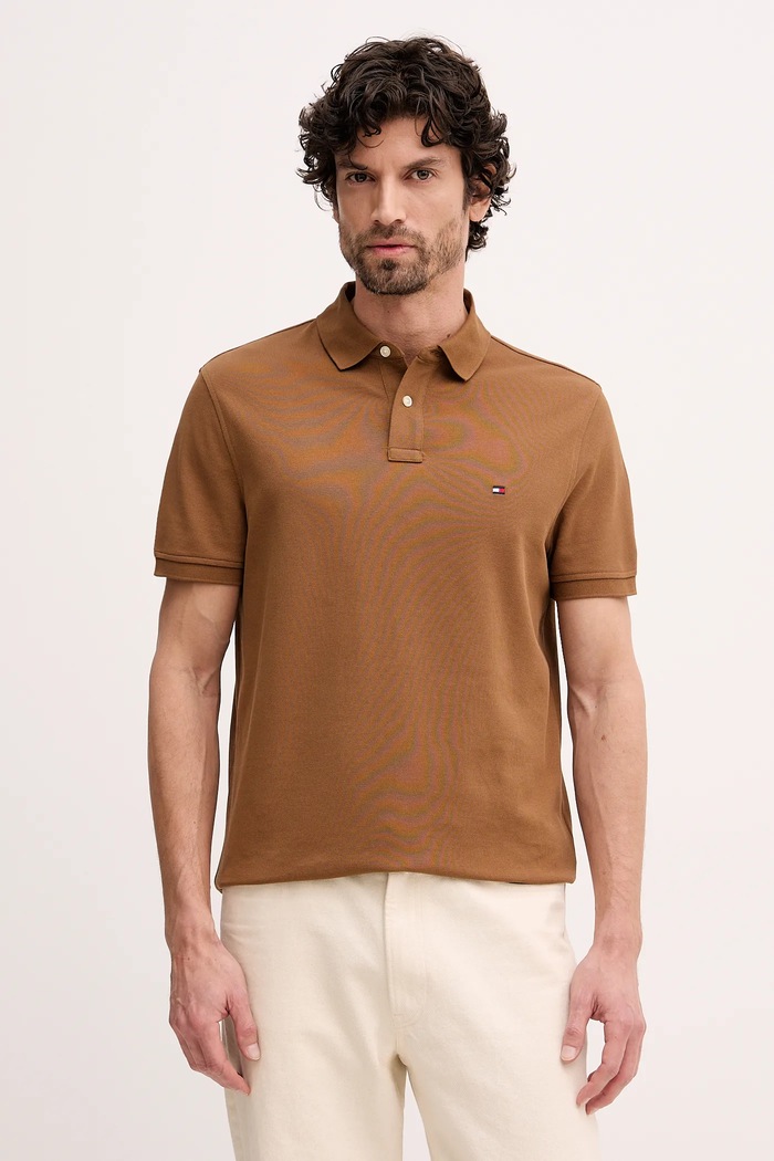 Tommy Hilfiger polo tričko pánske bavlnené s elastanom regular hnedá MW0MW17770.