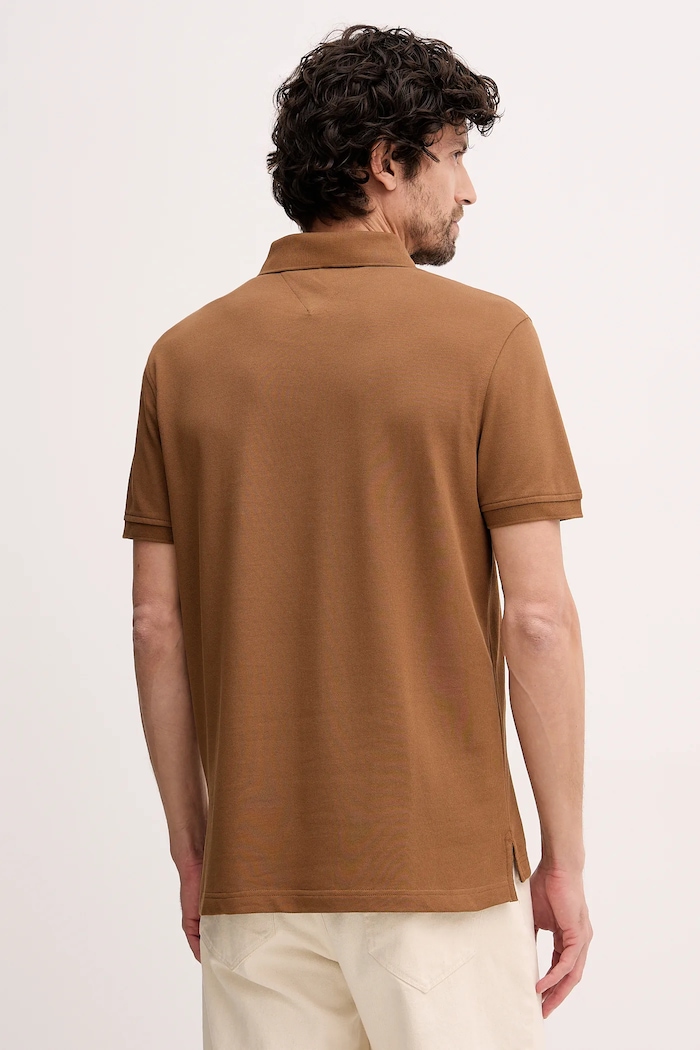 Oblečenie Tommy Hilfiger polo tričko pánske bavlnené s elastanom MW0MW17770. hnedá