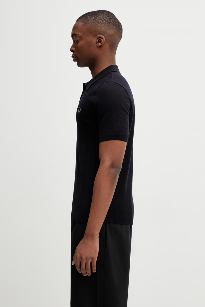 Fred Perry polo cu lână K2308. bleumarin SS26