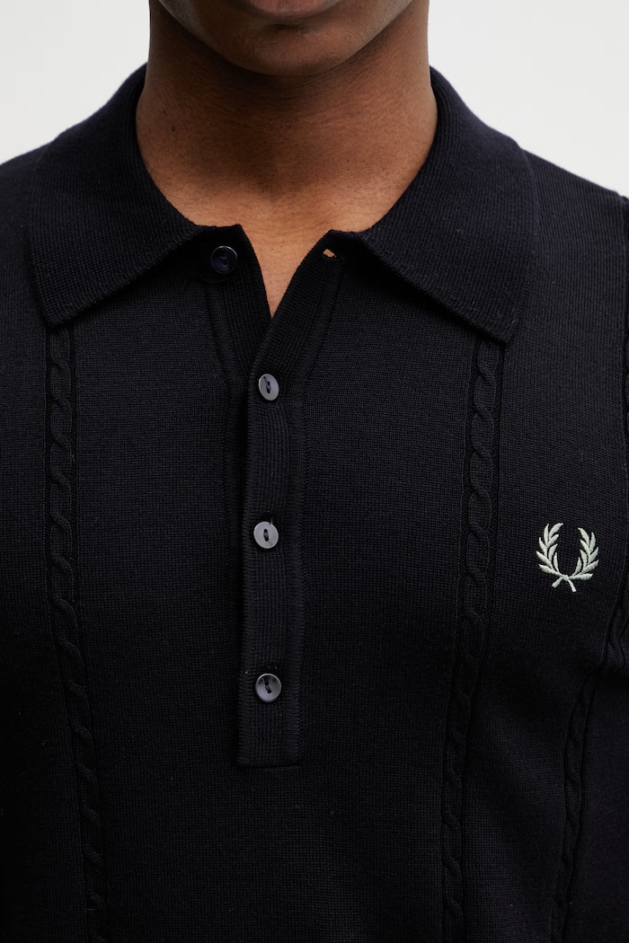 Fred Perry polo cu lână bleumarin K2308.