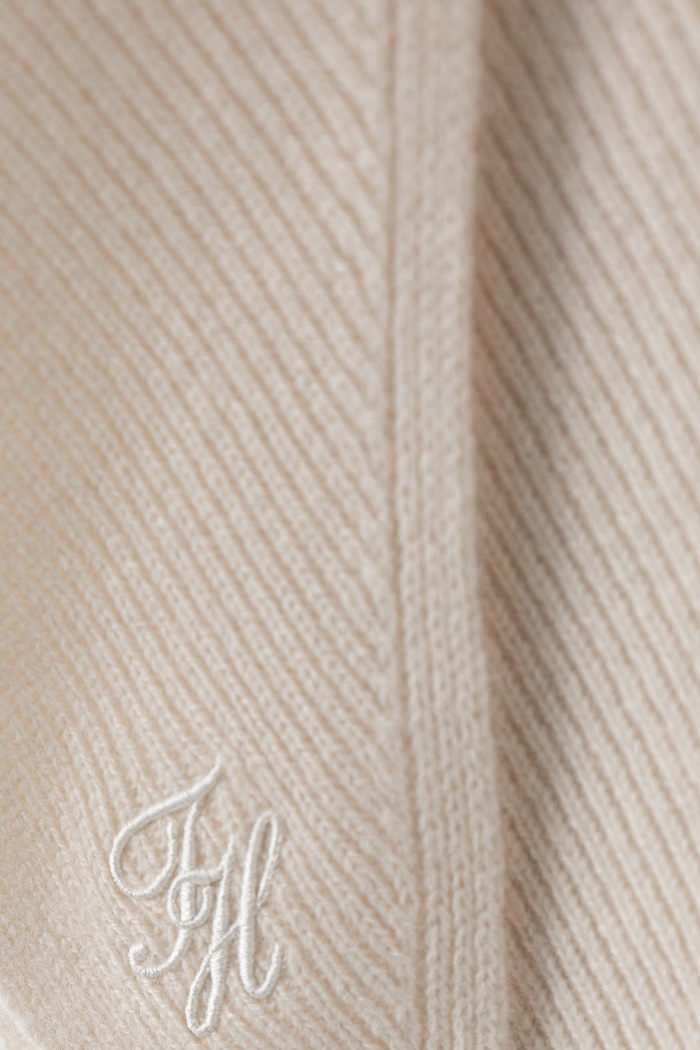 Akcesoria Tommy Hilfiger chusta damska wełniana AW0AW18516 beżowy
