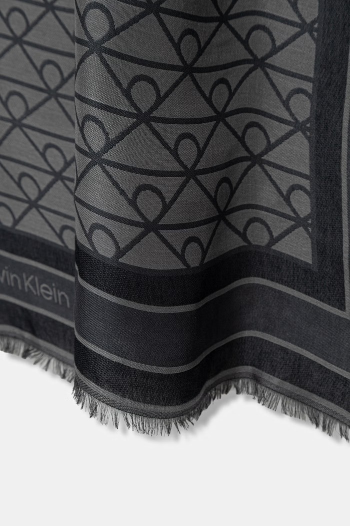 Calvin Klein Šátek dámský z modalu LV04F8080G černá SS26