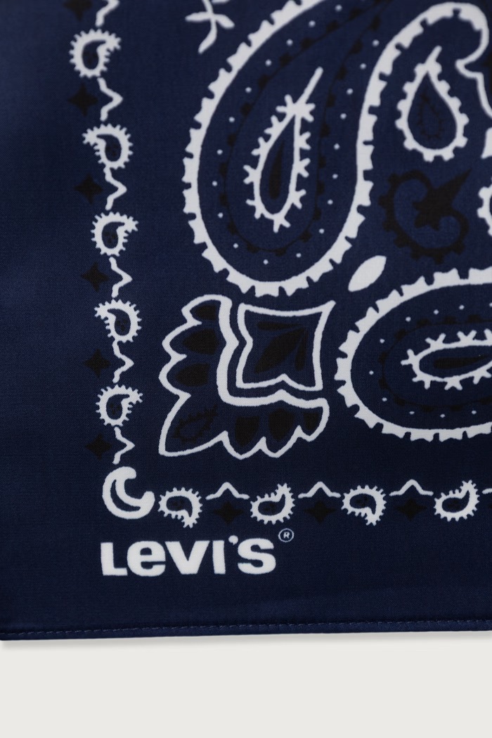 Levi's Apaszka damska XL SILKY 005G0 granatowy SS26