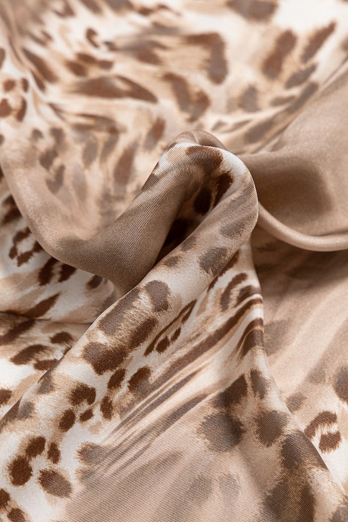 Doplnky Blugirl Blumarine dámska hustka s prímesou hodvábu NA6015.T490A béžová