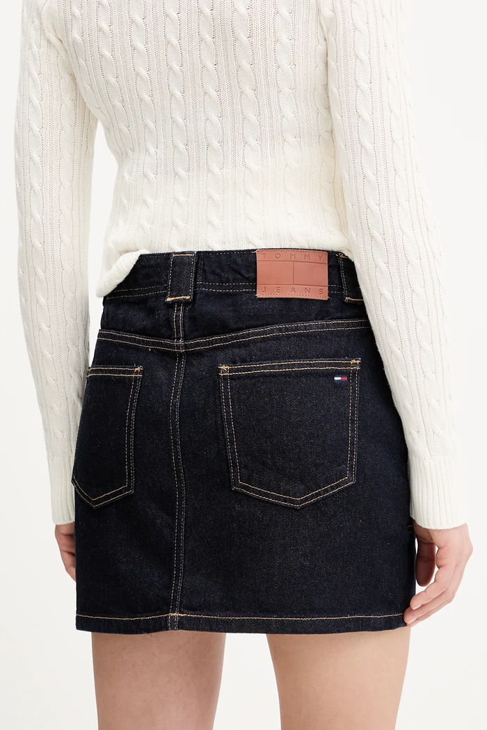 Oblačila Jeans krilo Tommy Jeans DW0DW21991 mornarsko modra