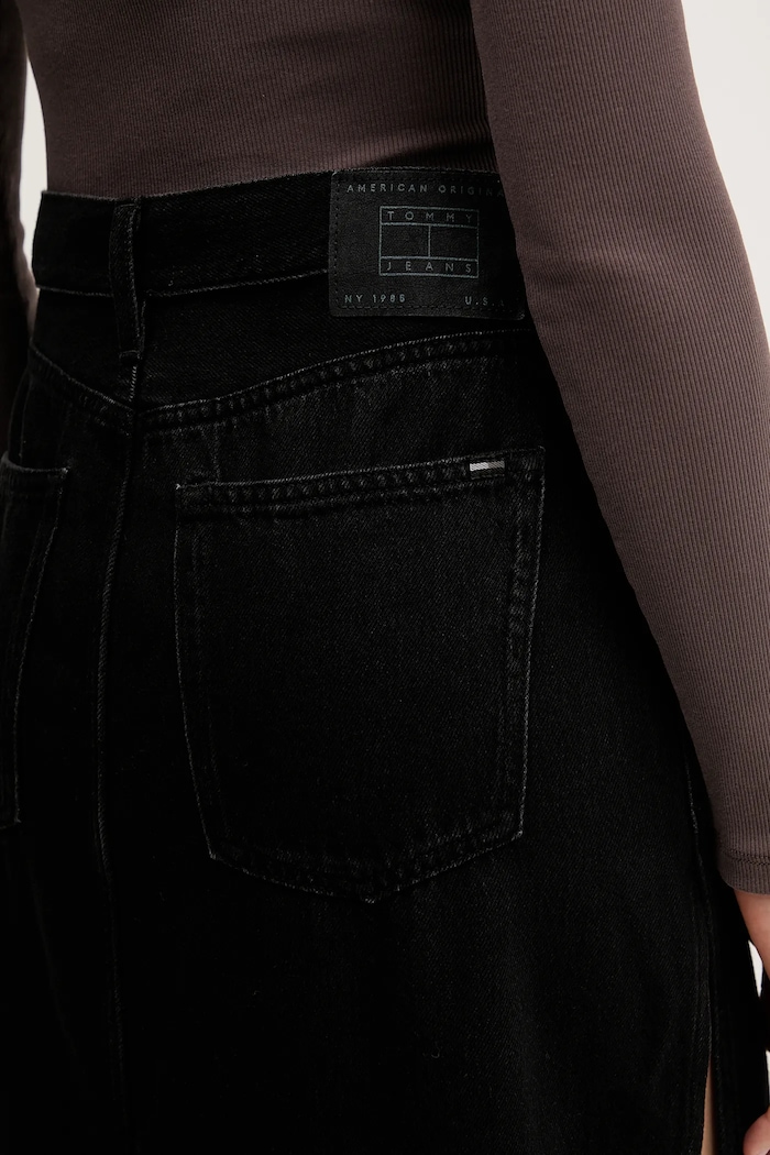 Tommy Jeans fustă jeans DW0DW22119 negru