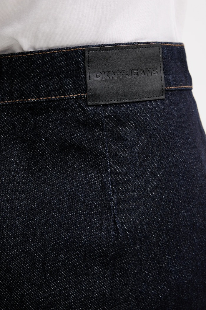 Traper suknja Dkny DJ5K9594 mornarsko plava