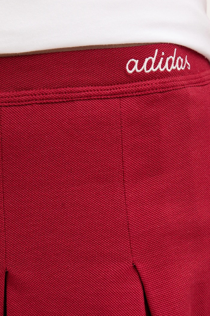 Bavlnená sukňa adidas červená KD3372