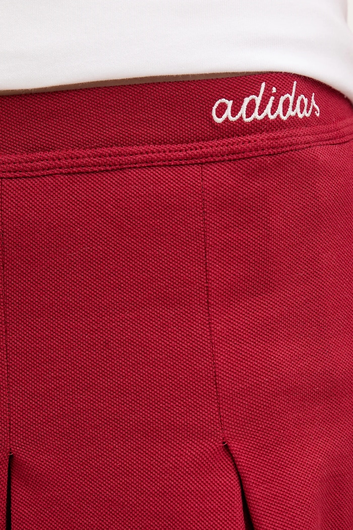 Bavlnená sukňa adidas červená KD3372