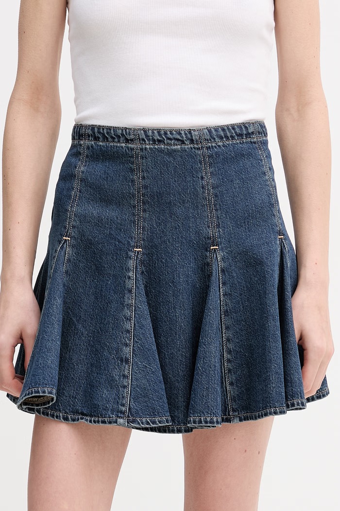Rifľová sukňa Levi's GODET MINI rifľovina tmavomodrá 005DV
