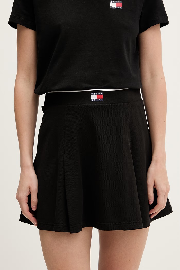 Tommy Jeans fustă cu bumbac negru DW0DW22296