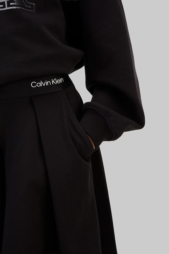 Dievča Dievčenská sukňa Calvin Klein Jeans IG0IG03059.128.176.PPY2 čierna