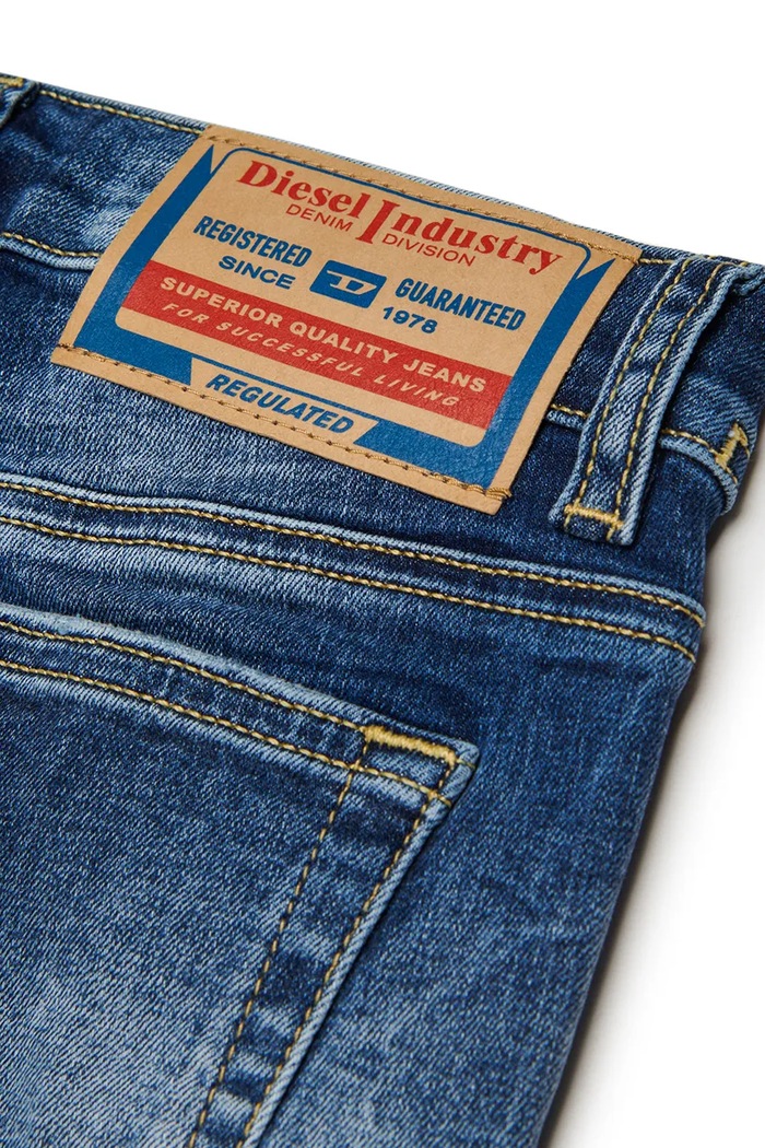 Дитячі джинси з бавовною Diesel 2010-J TROUSERS блакитний J00808.KXBRA
