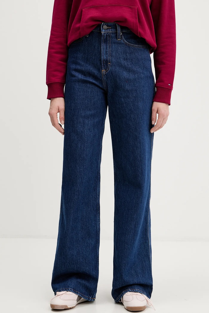 Kavbojke Tommy Jeans Prijazno od planeta mornarsko modra DW0DW22438