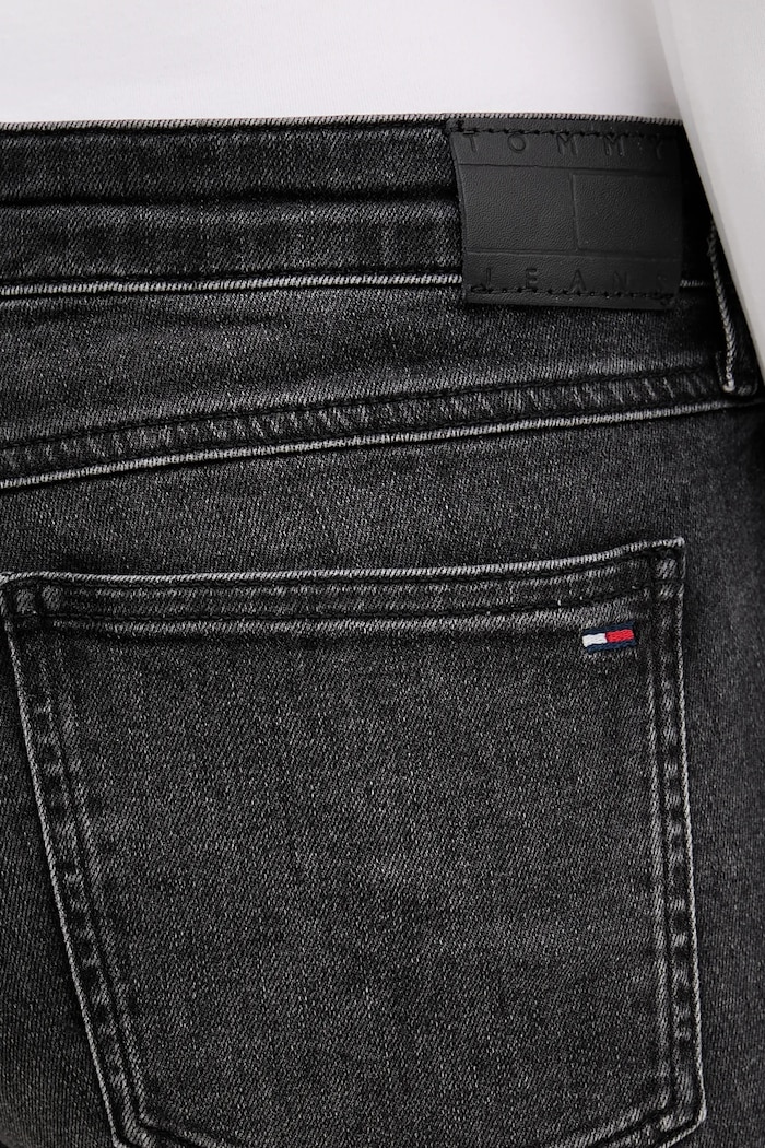 Rifle Tommy Jeans čierna DW0DW22627