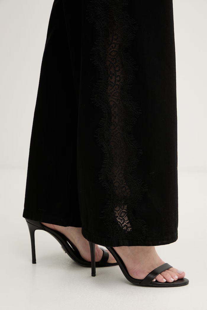 Pinko pantaloni pentru femei negru 106422.A33U