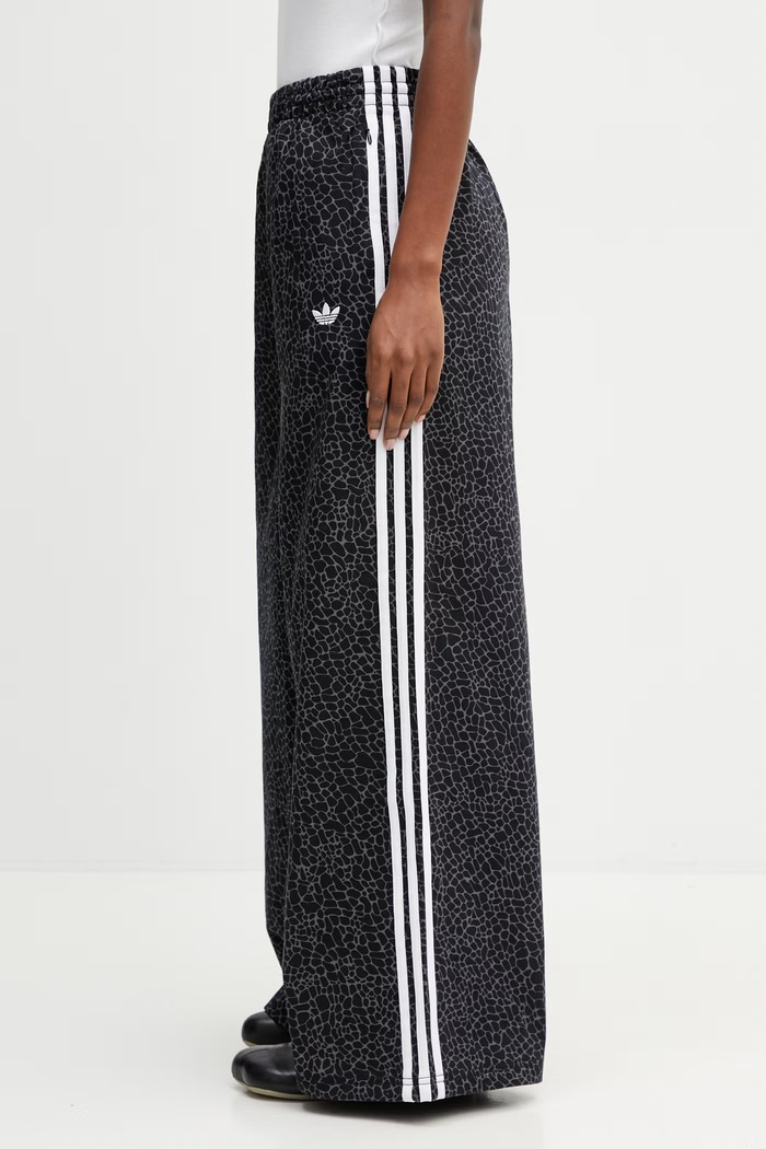 Βαμβακερό παντελόνι adidas Originals βαμβάκι μαύρο KD2816