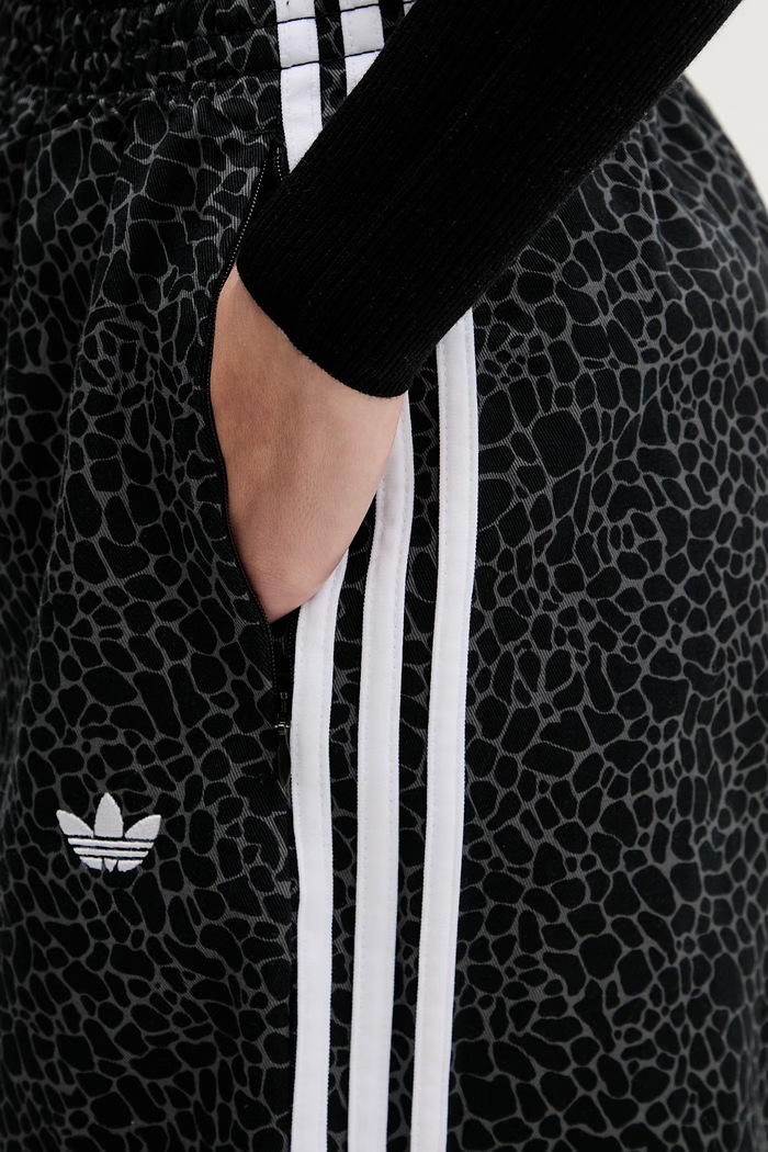 adidas Originals spodnie bawełniane czarny KD2816