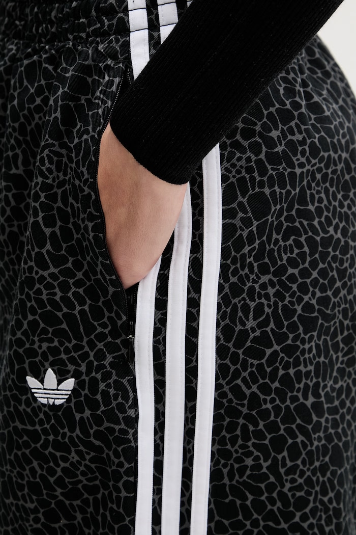 adidas Originals spodnie bawełniane czarny KD2816