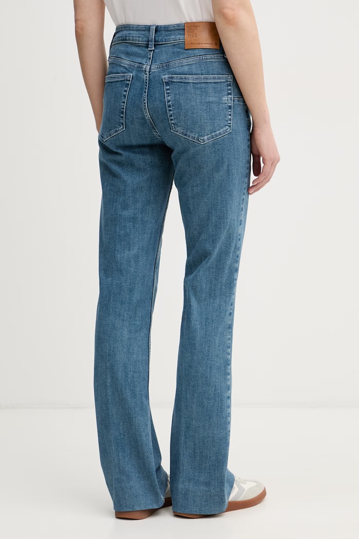 Odzież United Colors of Benetton jeansy bootcut damskie 4VNZDF0AR niebieski