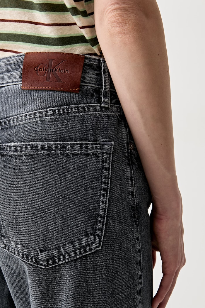 Calvin Klein Jeans jeansy straight damskie szary LV047F723G