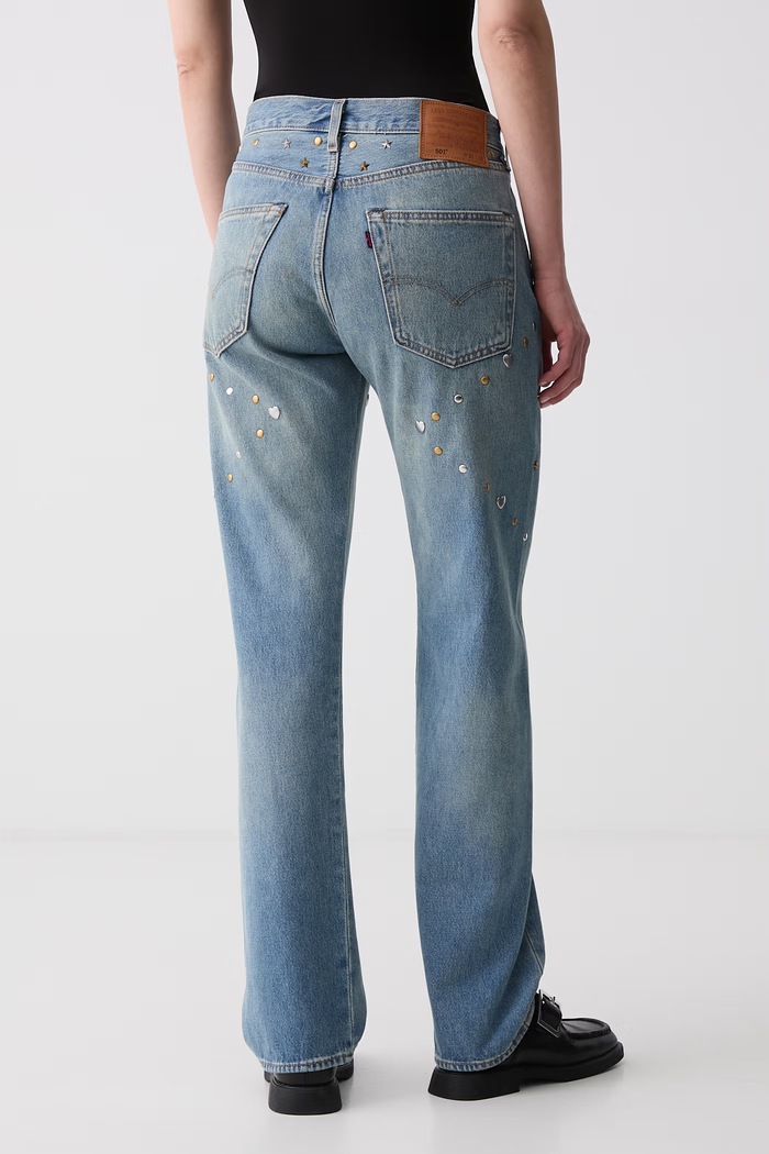 Odjeća Levi's ravne traperice za žene ROAD WORN 501 x PRIDE 0065U plava