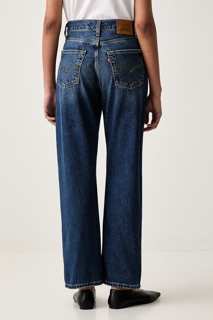 Odzież Levi's jeansy relaxed fit damskie EASY DAD 005DC niebieski