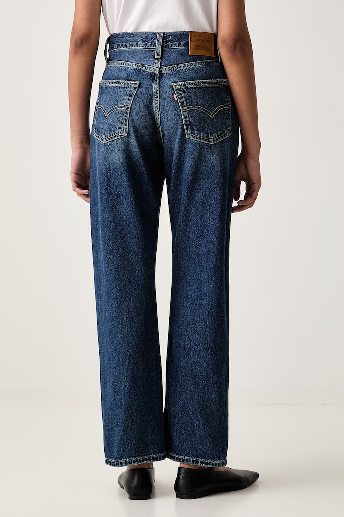 Odzież Levi's jeansy relaxed fit damskie EASY DAD 005DC niebieski