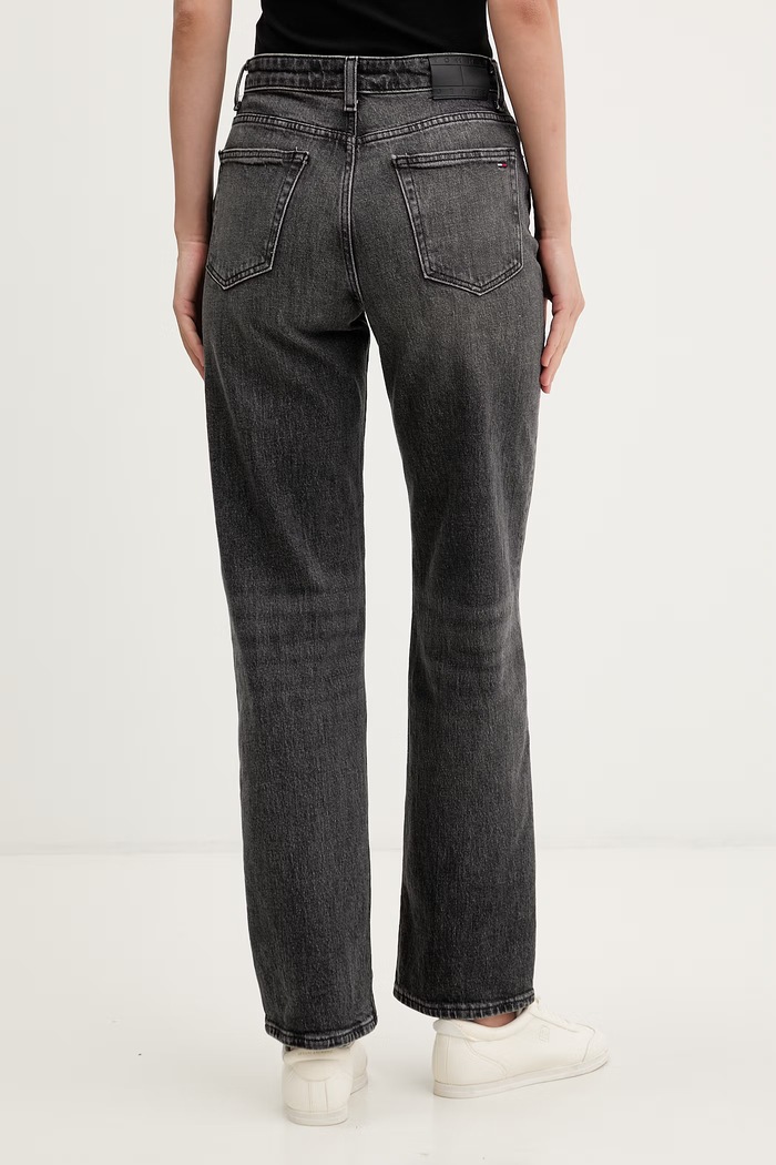 Odzież Tommy Jeans jeansy straight damskie DW0DW22649 czarny