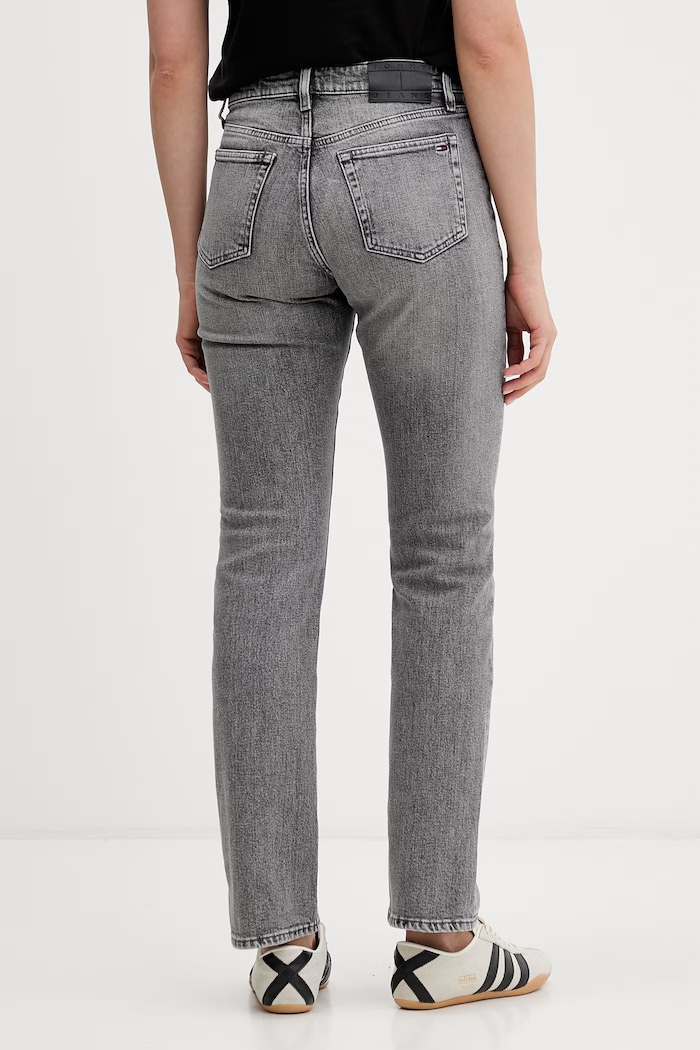 Odzież Tommy Jeans jeansy slim fit damskie DW0DW22653 szary