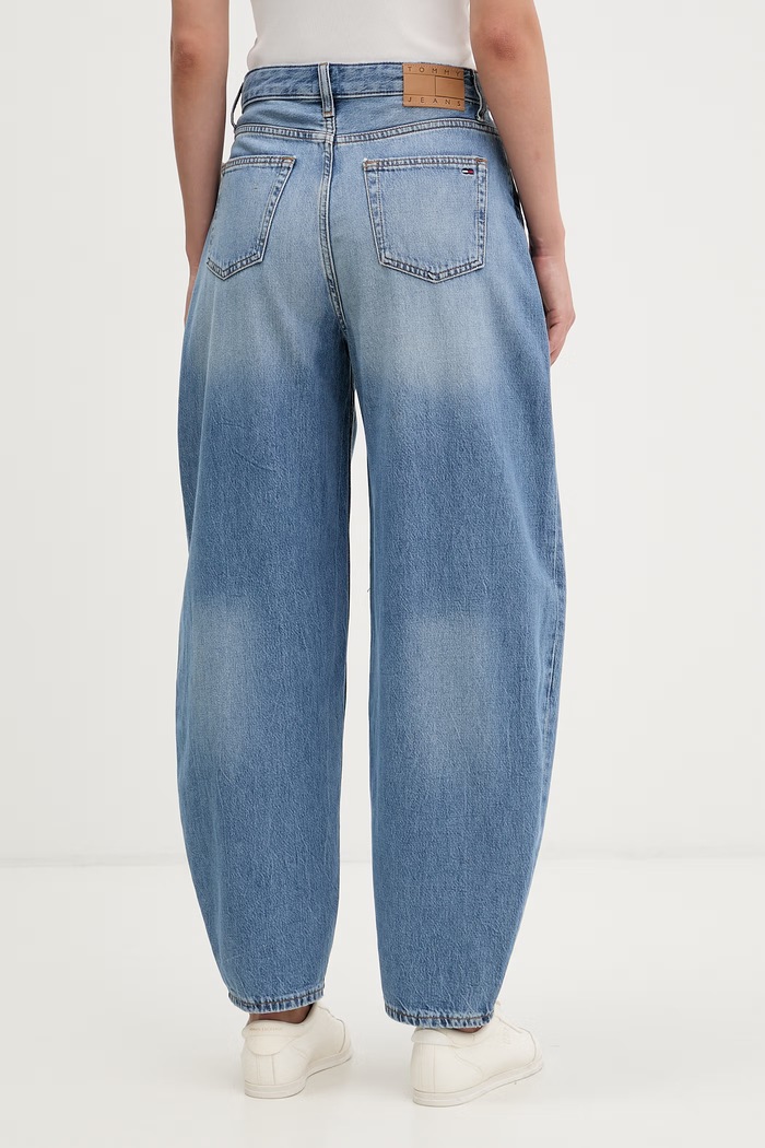 Odzież Tommy Jeans jeansy damskie DW0DW22777 niebieski
